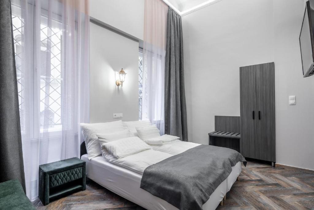 Budapest Marvelous Apartment In Andrassy Boulevard Eksteriør billede